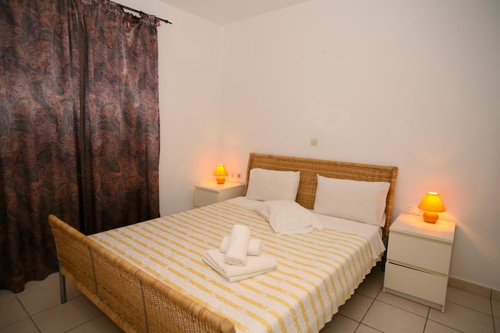 Glyfada Gorgona Apartments Exterior photo