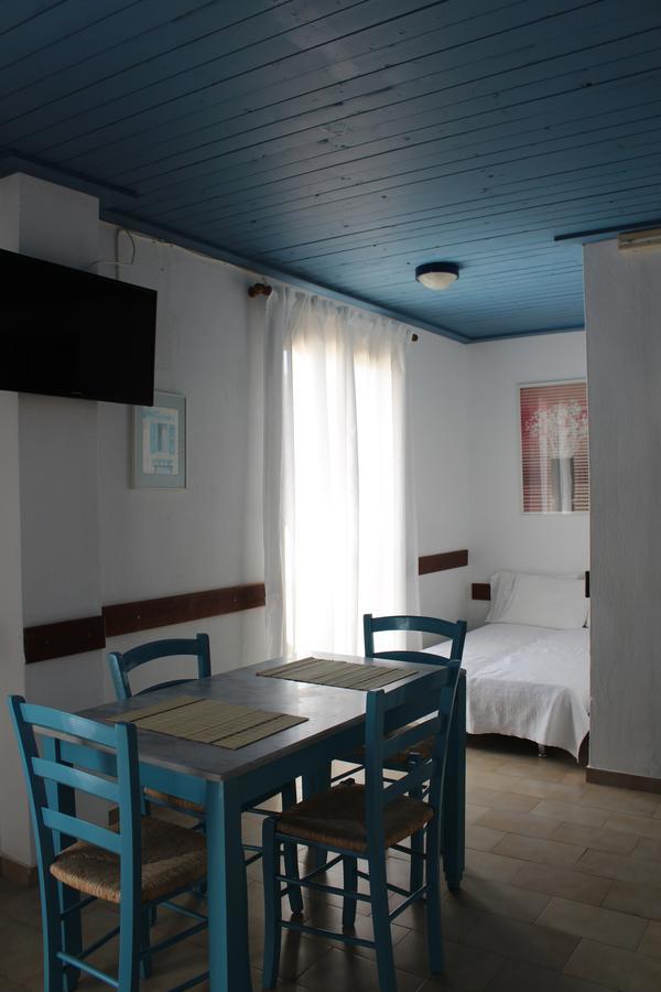 Glyfada Gorgona Apartments Exterior photo
